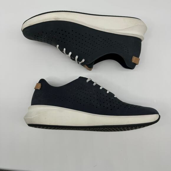 Clarks Unstructured Un Rio Tie Womens Size 8.5 M Navy Nubuck Lightweight Comfort - Picture 3 of 8